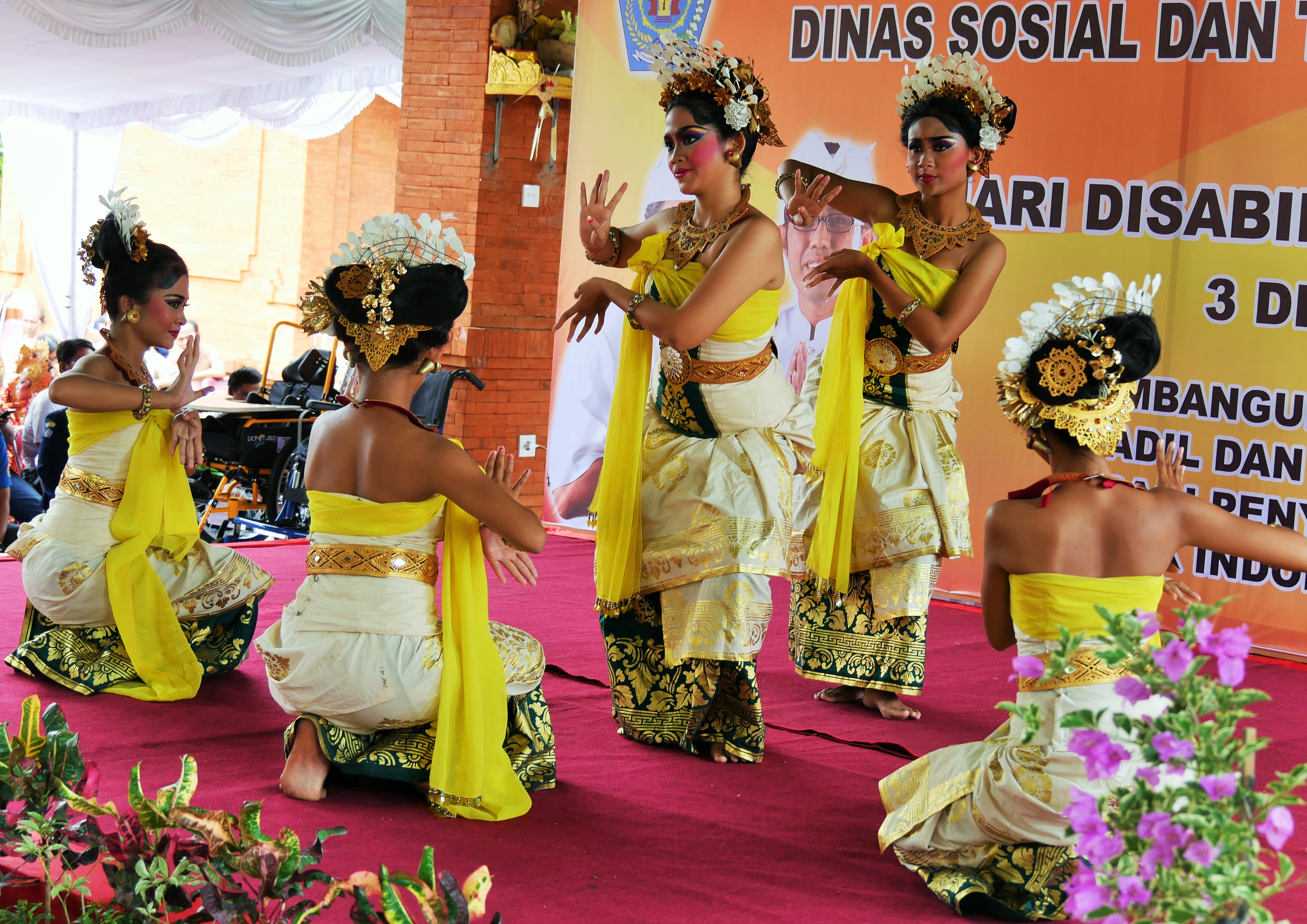 p1100705-2